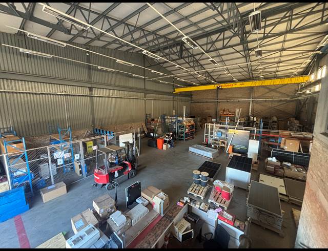 231M² WAREHOUSE TO LET IN BLACKHEATH INDUSTRIAL
